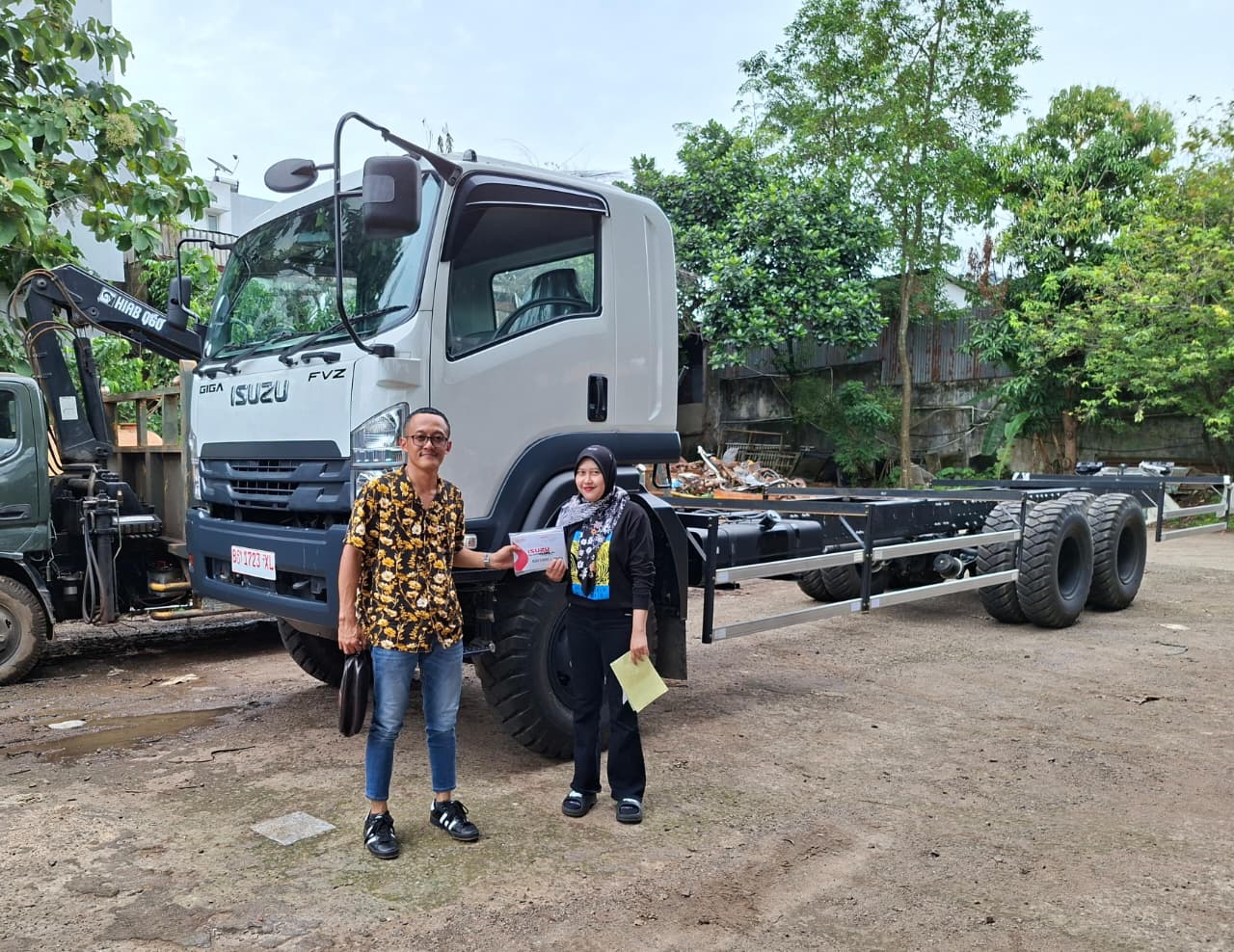 Handover Isuzu